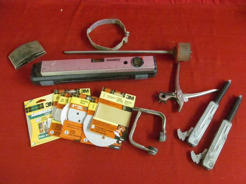 lot 100 image: hardware