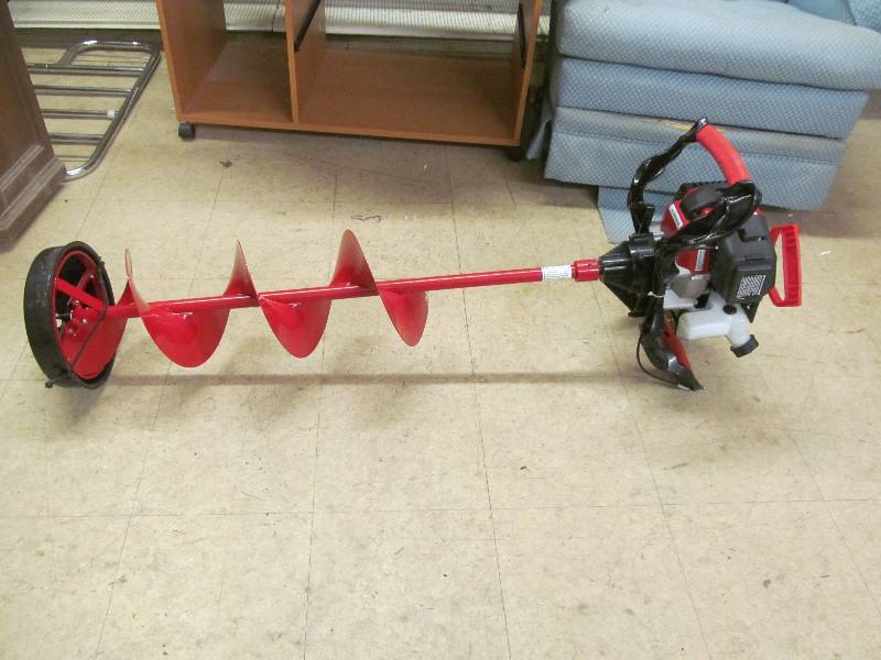lot 121 image: Eskimo shark Z71 ice auger
