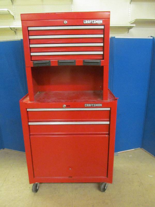 lot 130 image: Craftsman tool box