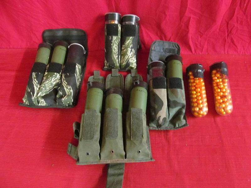 lot 134 image: paintballs, econo tube holders