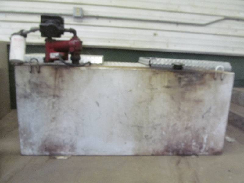 lot 176 image: fuel tank