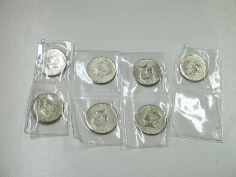 7 1965 -1966 Kennedy Half Dollars