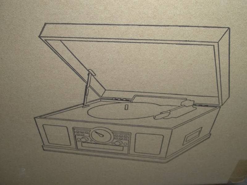 Memorex Radio  Turntable in box