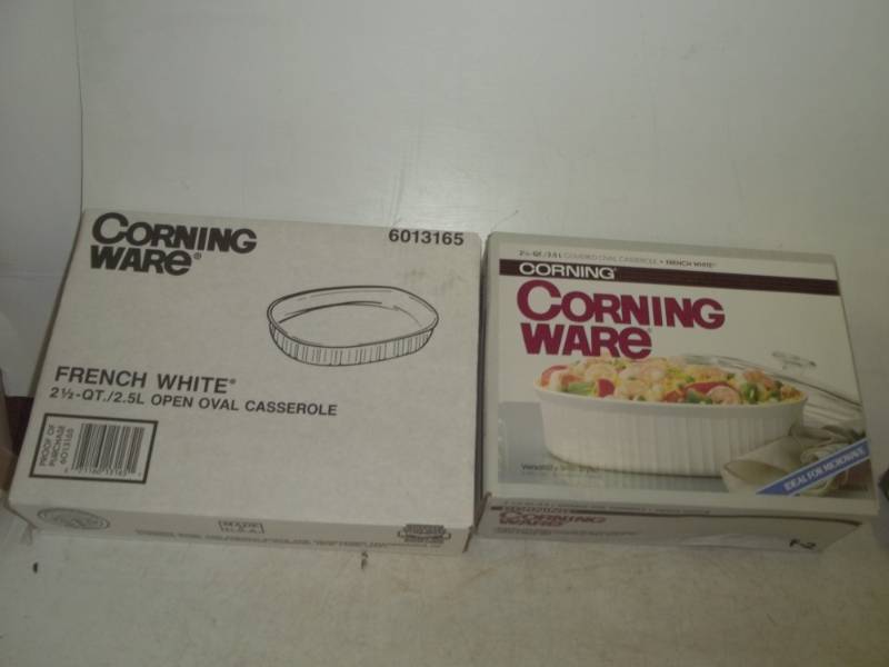 Pair of Corning Ware in box