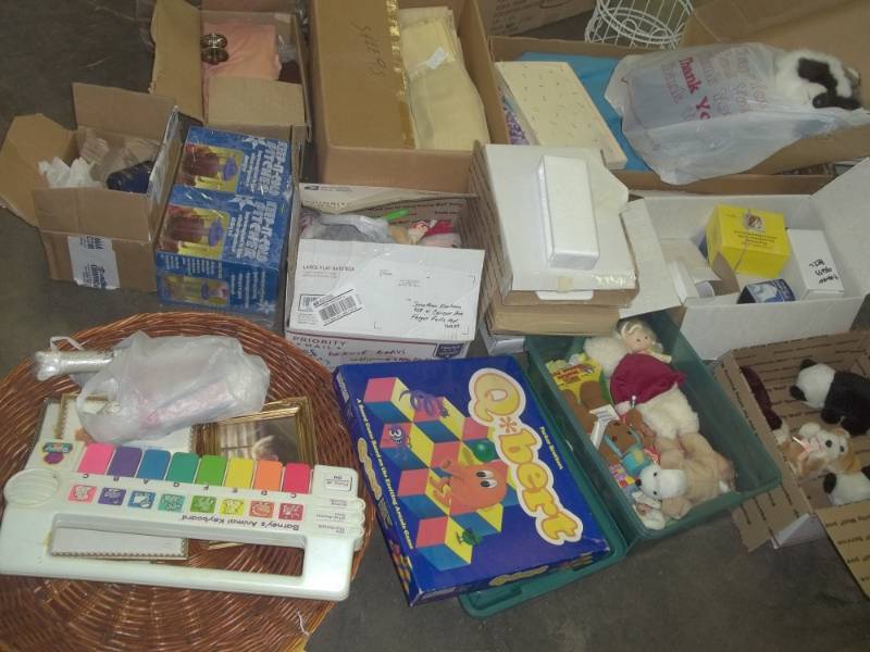 Assorted Kraft and Dcor lot
