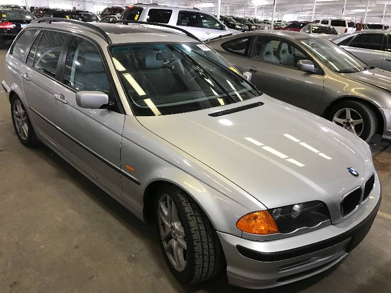 2000 BMW 323i Wagon