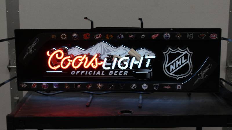 Neon Coors Light Sign