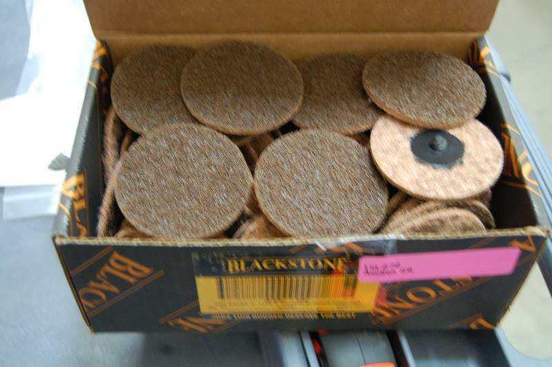 3 Brown Coarse Non-Woven Type 3 Quick Change Surface Conditioning Disc