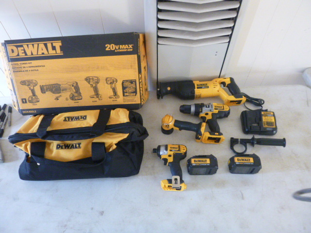 DeWalt 4 Tool Combo Kit