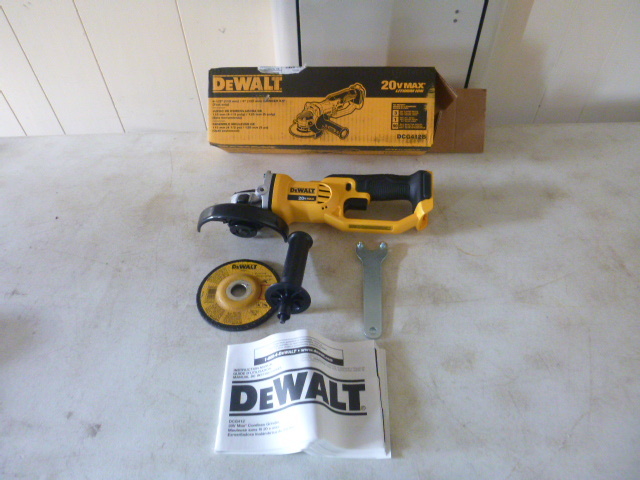 DeWalt Grinder Kit