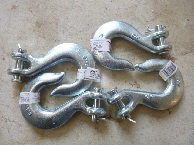 4 Clevis Slip Hooks