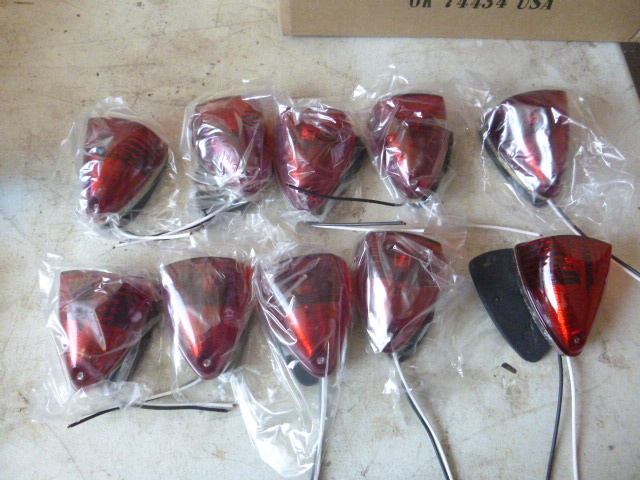 10 Clearance Lights
