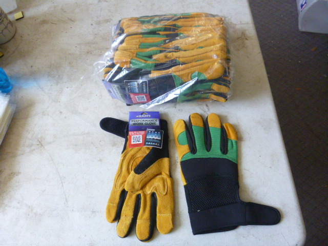 12 Pair of AMG Performance Work Gloves