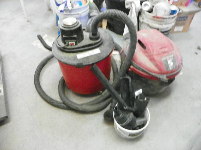 lot 11 image: Shop Vac, wet-dry, 5 gallon
