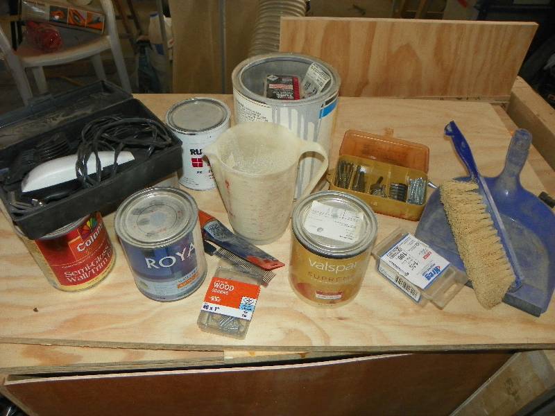 lot 42 image: Paints, dust pan and brush, clippers and more