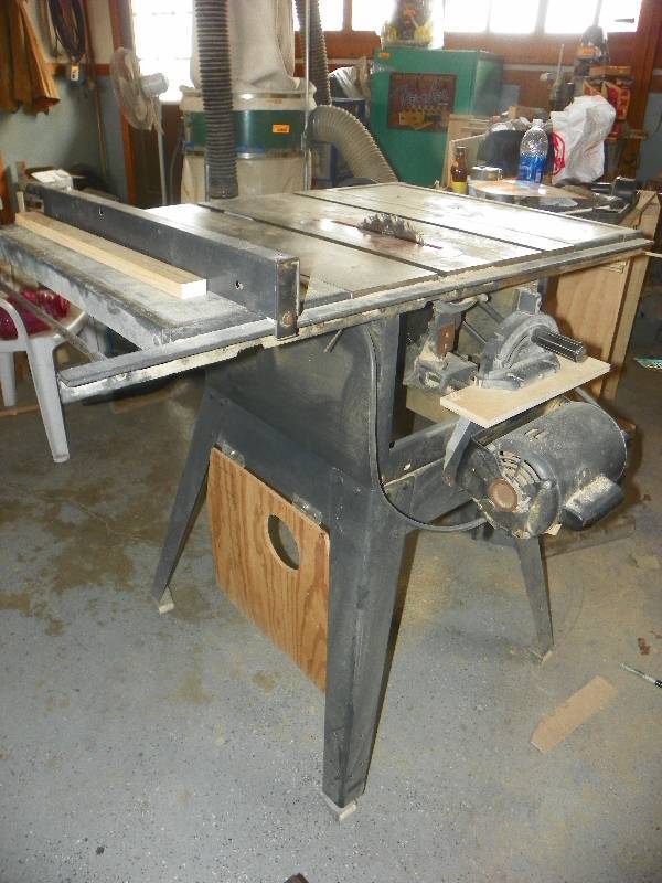 lot 43 image: Sears Craftsman Table saw