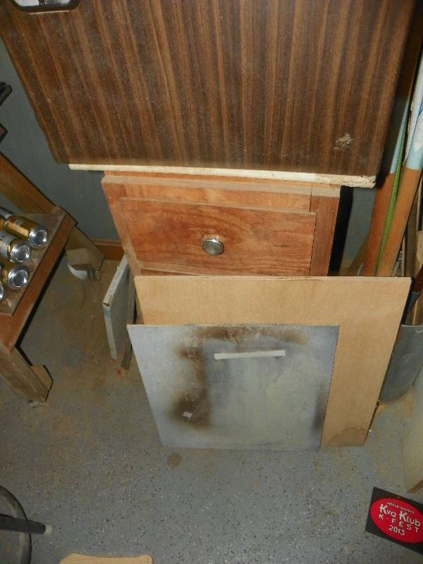 lot 51 image: Mini Fridge and coffee maker