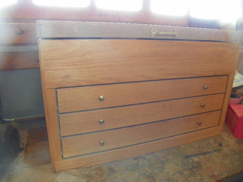 lot 65 image: Tool Chest with drawers, contents not included