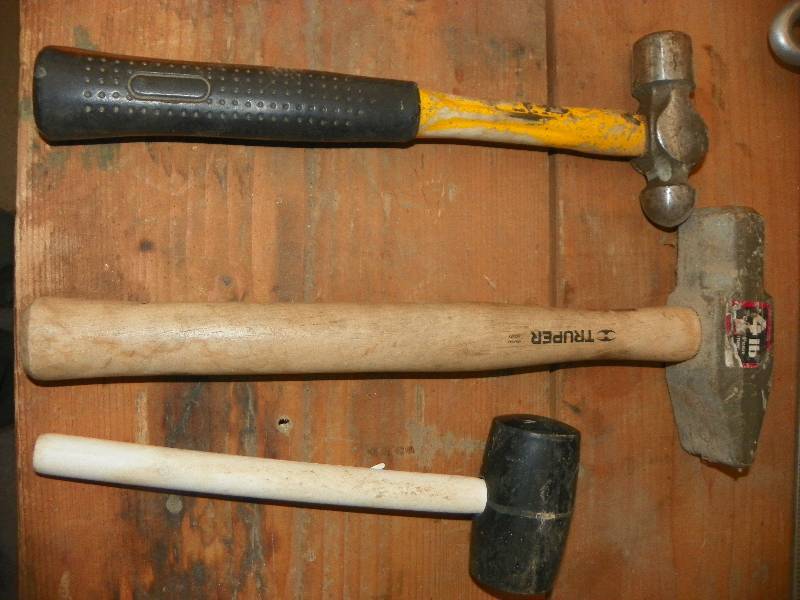 lot 71 image: 3 hammers