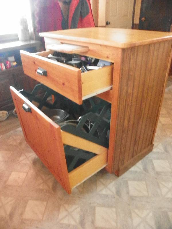 lot 151 image: Small island cabinet with 2 drawers and pull out cutting board, CONTENTS NOT INCLUDED