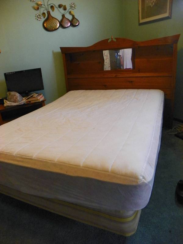 lot 153 image: Handmade Wood Headboard Bed Set