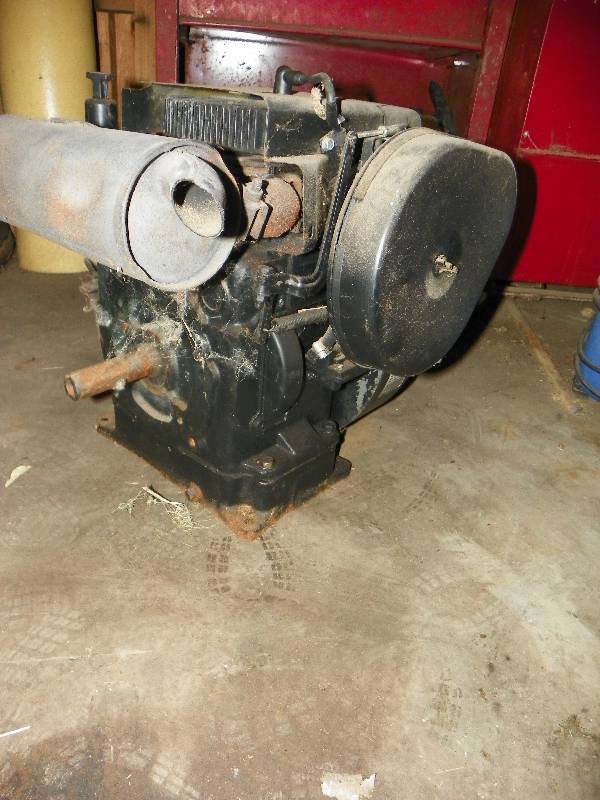 lot 177 image: Horizontal Shaft Engine