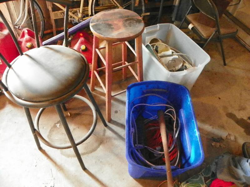 lot 181 image: 2 stools and 2 totes of misc items, extension cords