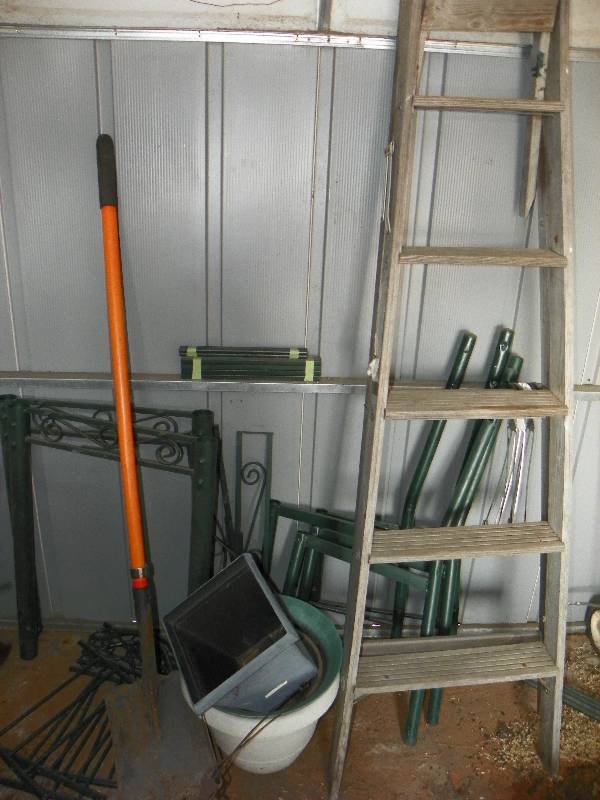 lot 187 image: Ladder, table and chair metal pieces, just need the wood pieces. Shovel, plant stand