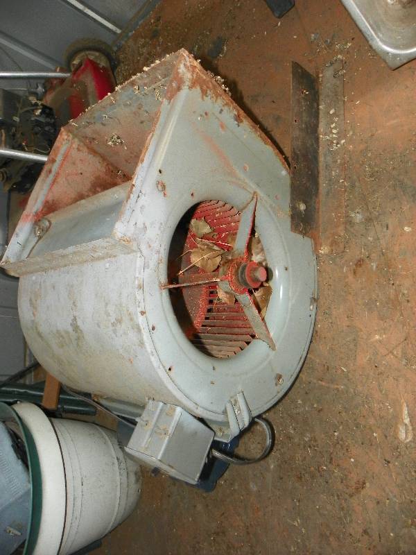 lot 188 image: Franklin electric blower out of a furnace