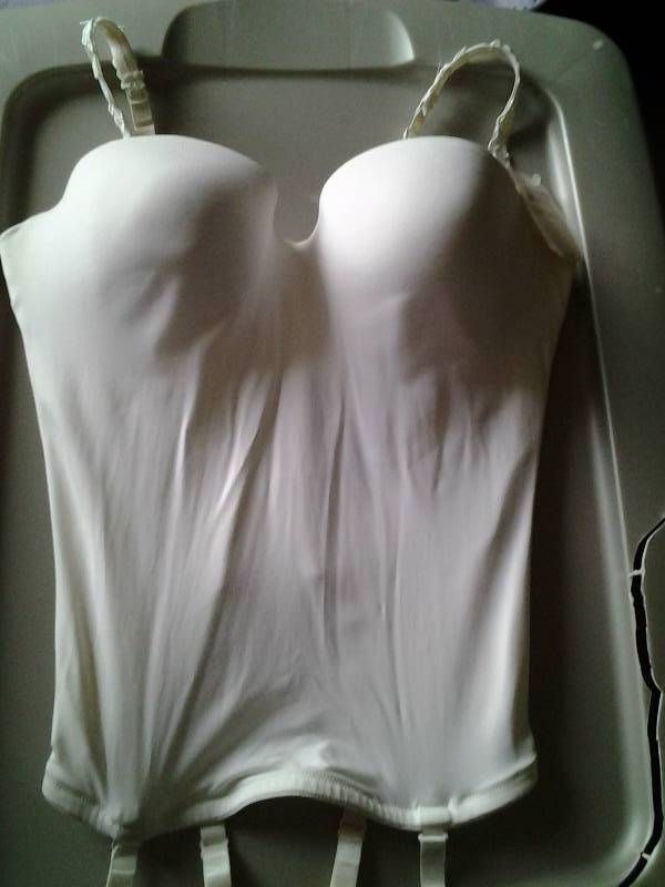 New With Tags Shape Wear By Le Mystere Size 34DD