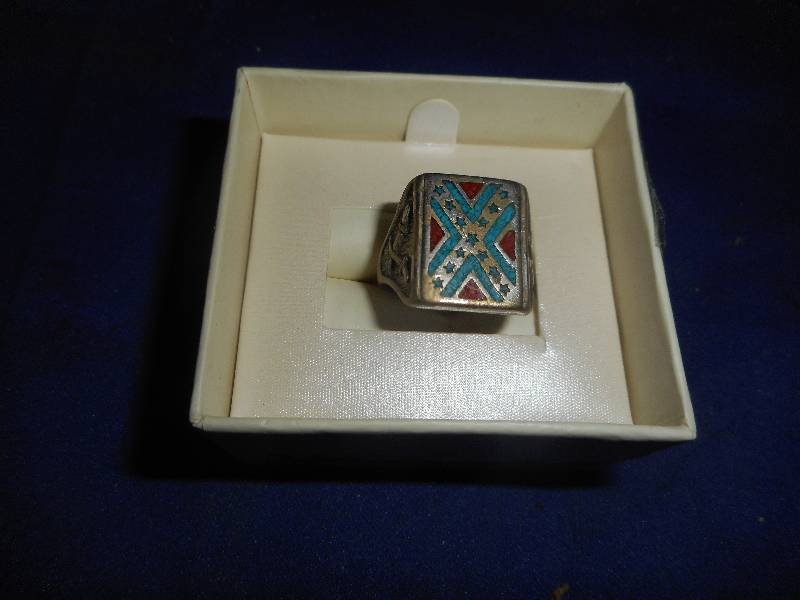 VINTAGE RING
