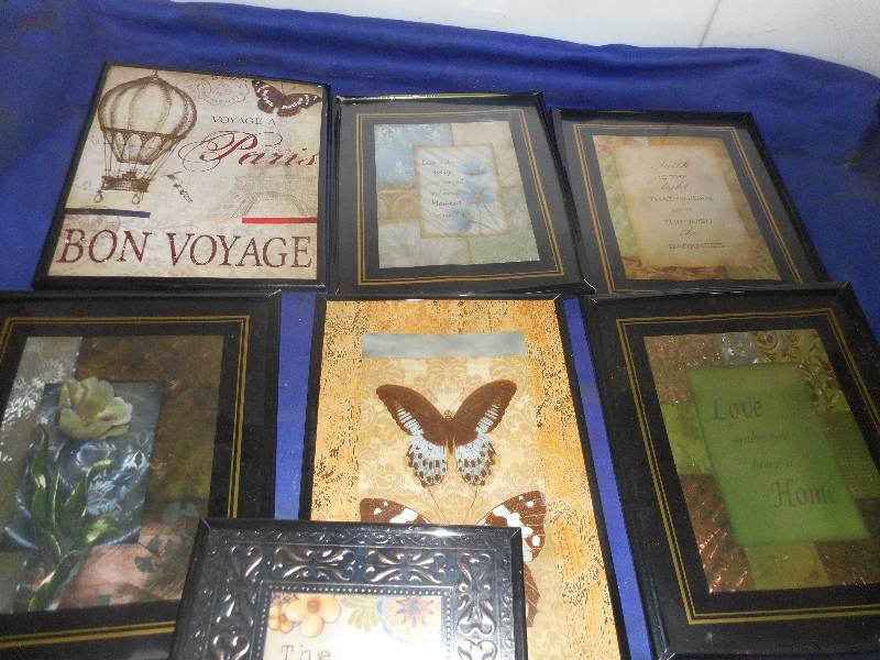 8 WALL HANGINGS