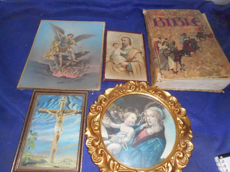 RELIGIOUN ITEMS AND PICTURES