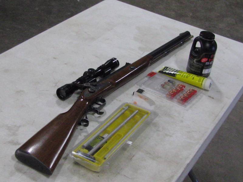 lot 3 image: Thompson 54 Cal. Black Powder Rifle