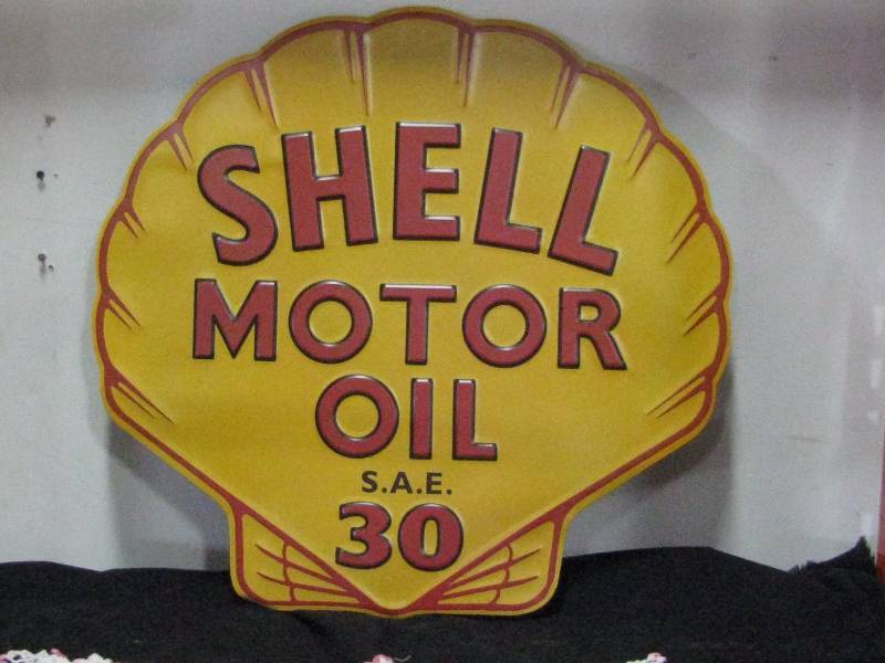 lot 8 image: Shell Motor Oil Sign