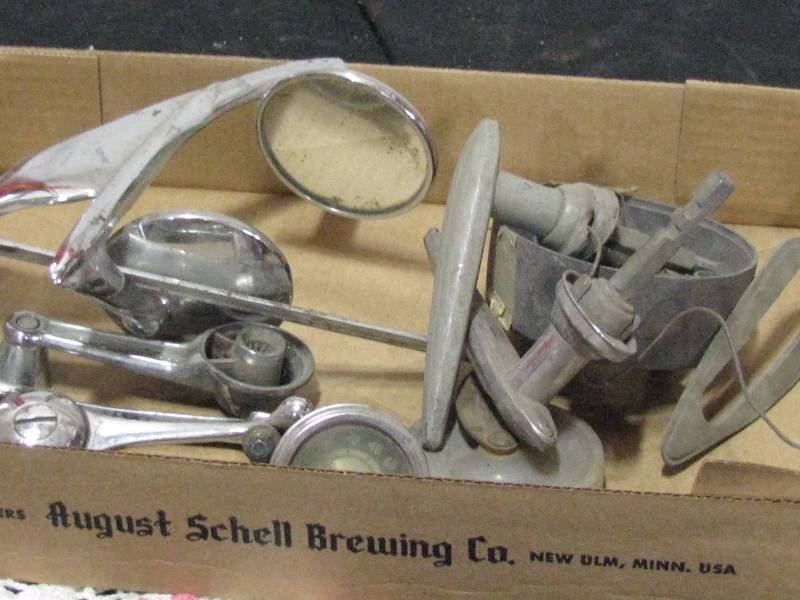 lot 50 image: Misc Car Parts