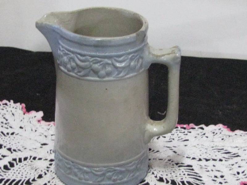 lot 51 image: Red Wing Stoneware Cherry Band Pitcher