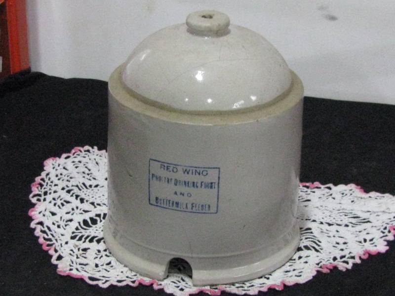 lot 67 image: Red Wing Stoneware Poultry Drinking Fount & Buttermilk Feeder Top