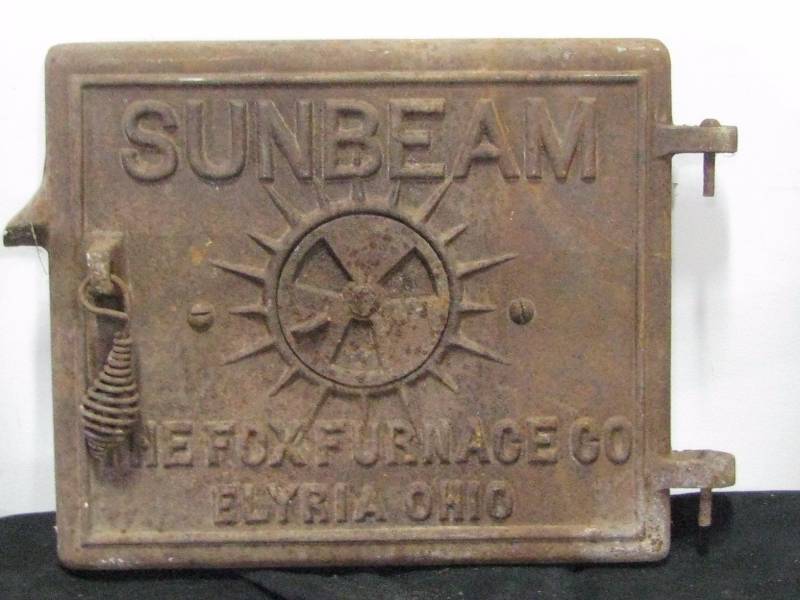 lot 89 image: Vintage Sunbeam Stove Door
