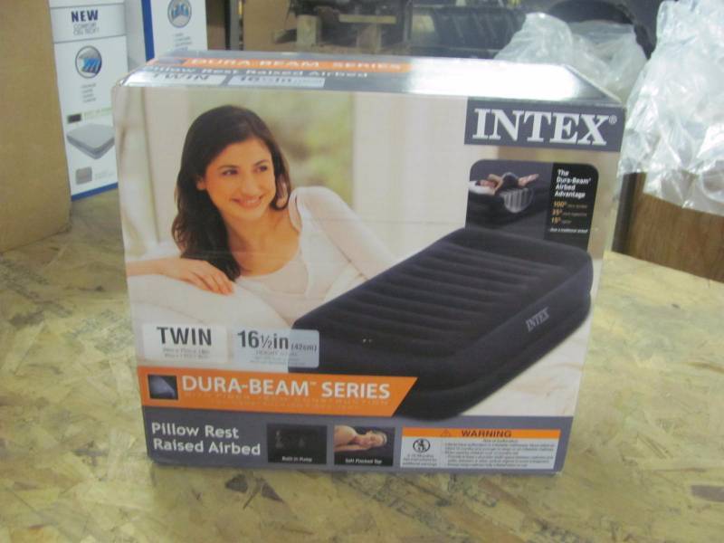 lot 33 image: Brand New Intex Dura-Beam Fiber-Tech Pillow-Rest Raised Twin Airbed