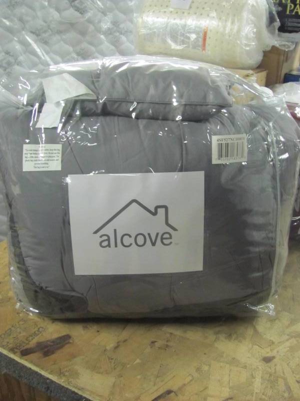 lot 39 image: Brand New alcove Marina 30 Piece California King Bedroom Super Set