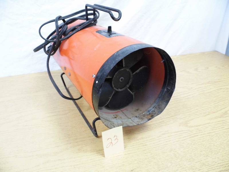 lot 23 image: Edison Heater