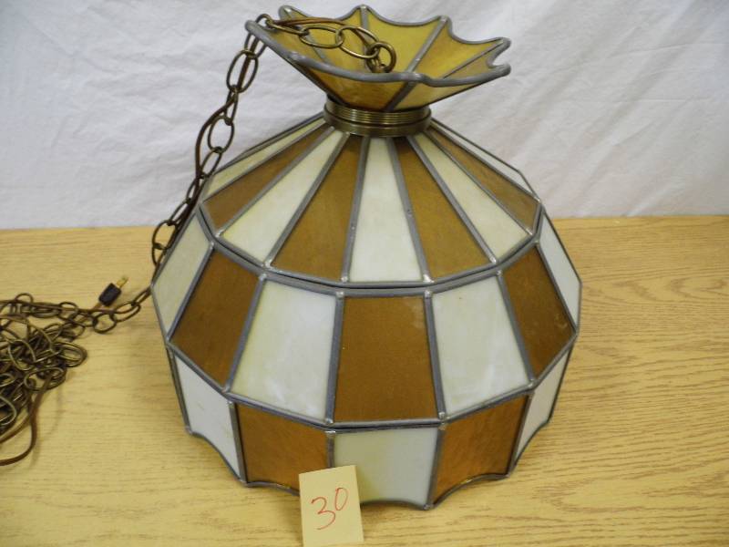 lot 30 image: Stained Glass Hanging Light