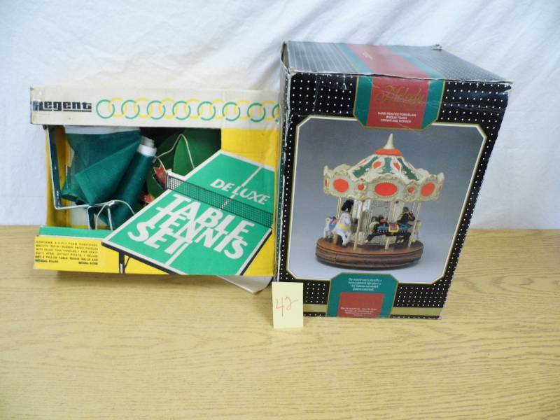 lot 42 image: Ping Pong Set - Carousel