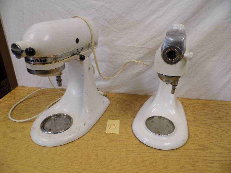lot 43 image: 2 Kitchen Aide Mixers