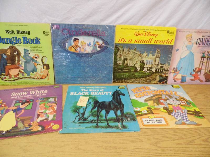 lot 80 image: Vintage Disney Albums