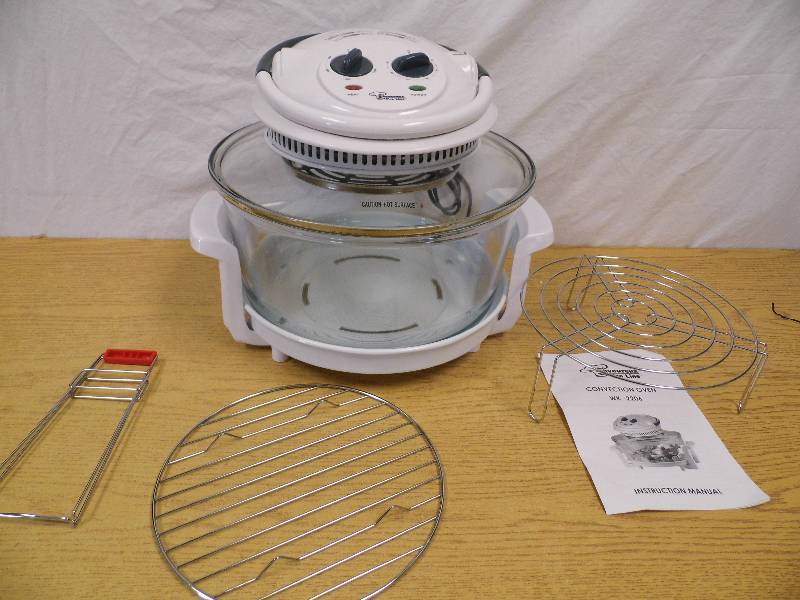 lot 10 image: Store Return Savoureuz Pro Line Convection Oven