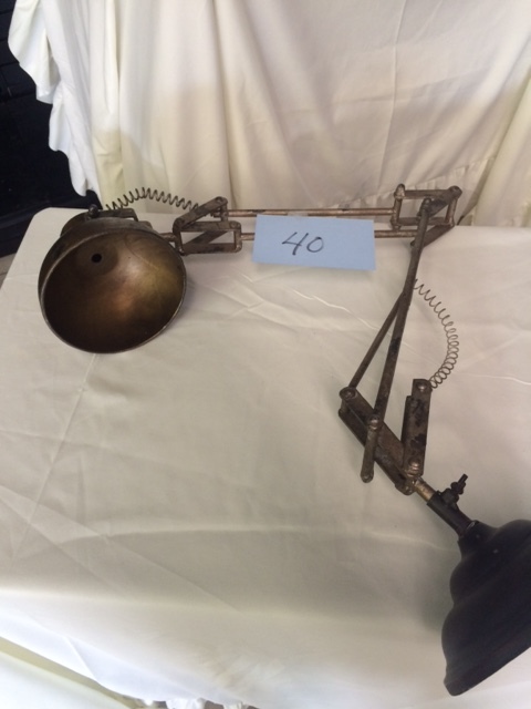 lot 40 image: Table Decor (Lamp)