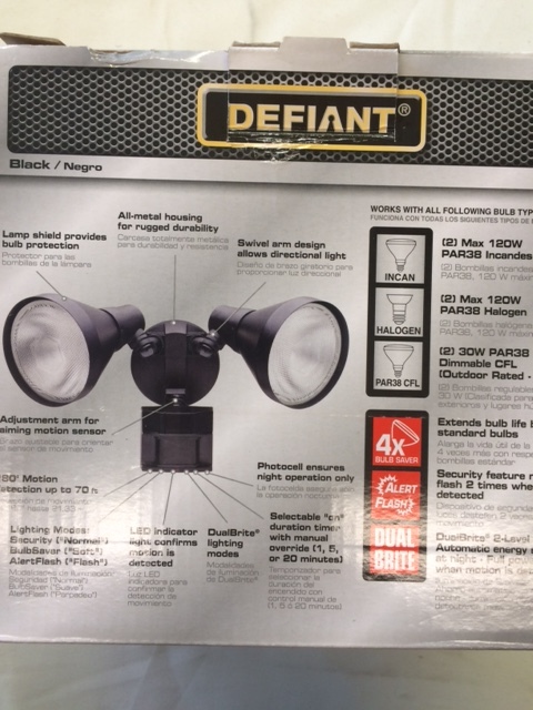 lot 57 image: Defiant Motion Security Light, 180