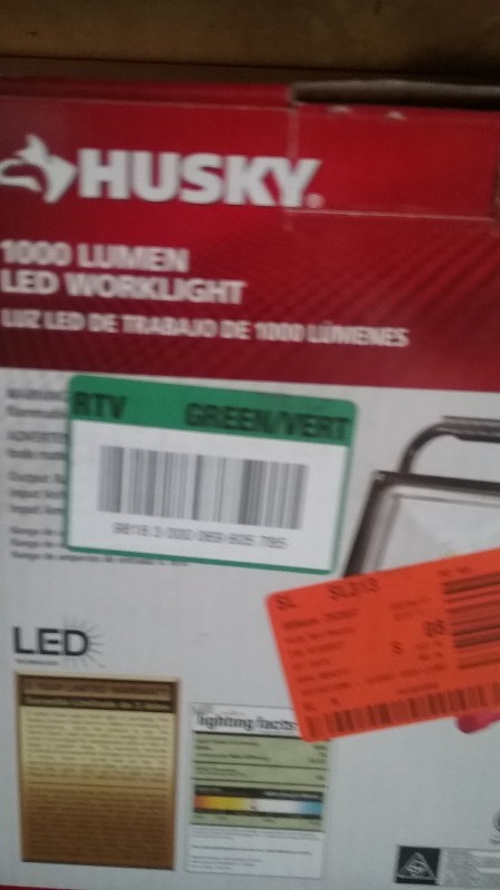 lot 125 image: Portable Husky LED Work Light, 1000 Lumens